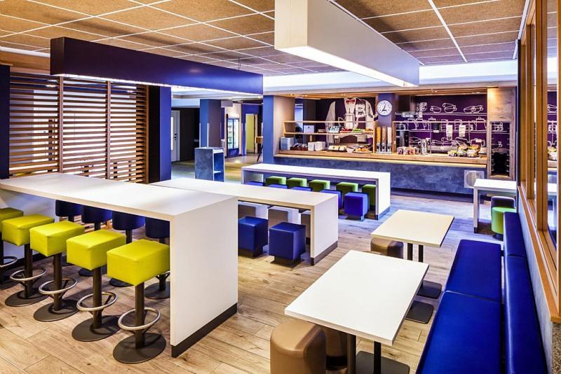 ibis budget Leeds Centre Crown Point Road Buitenkant foto